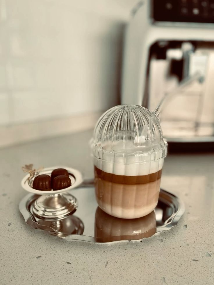 Glass Mugs & Sippers