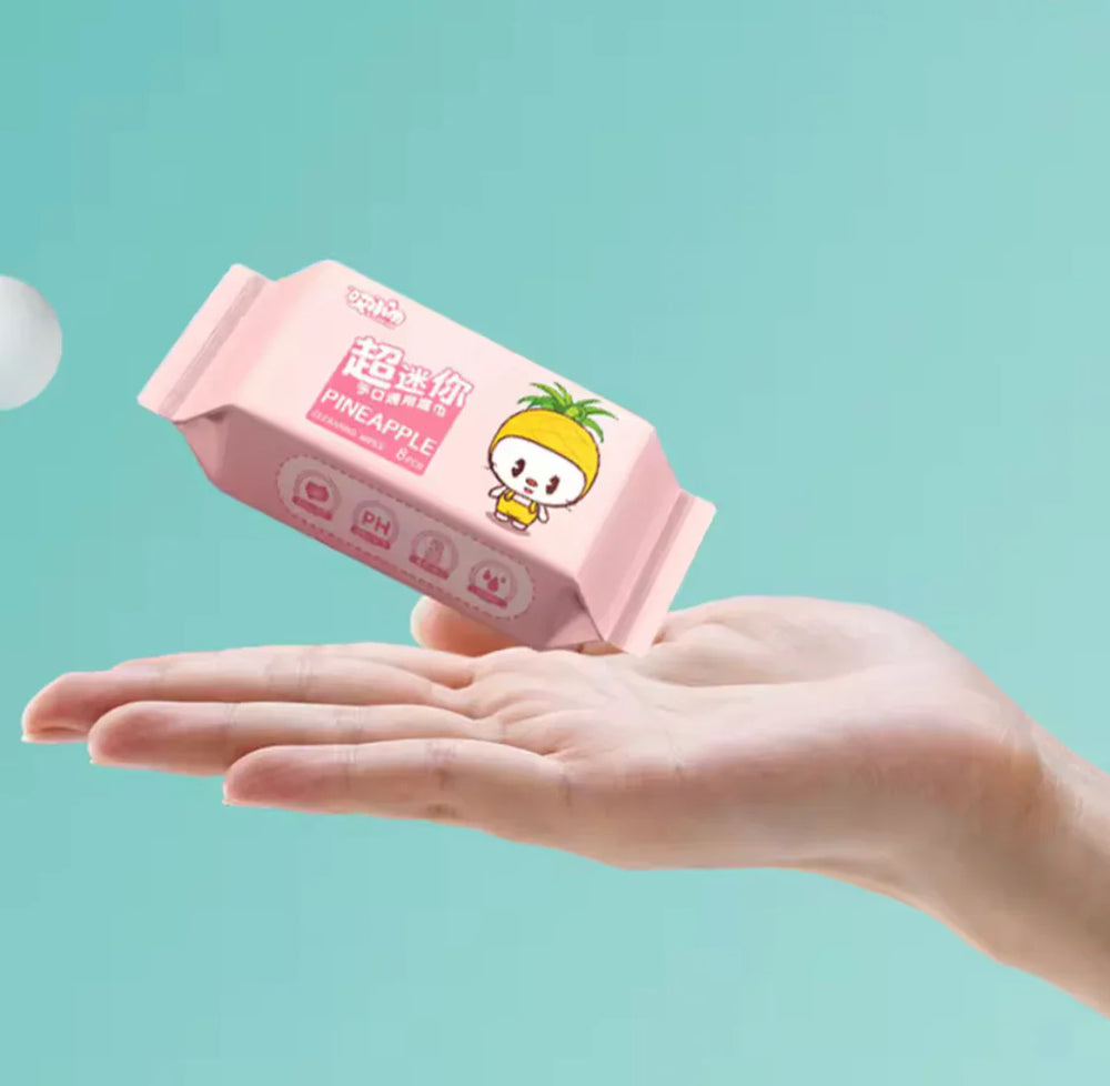 Fresh Glow Mini Pocket Wipes – (Contains 8 Mini Packs of 8 Pcs Each)