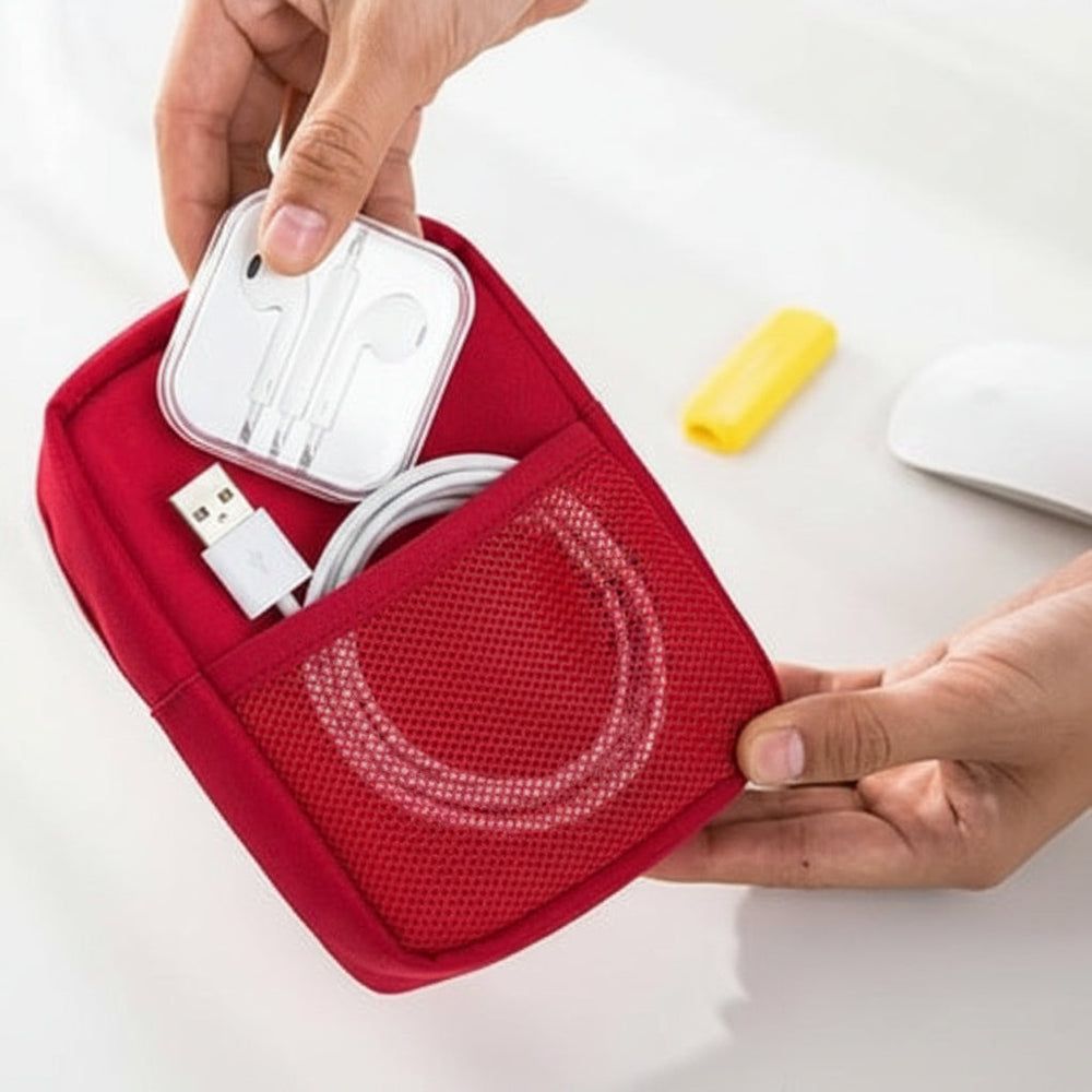 Cables & Gadgets Travel Pouch