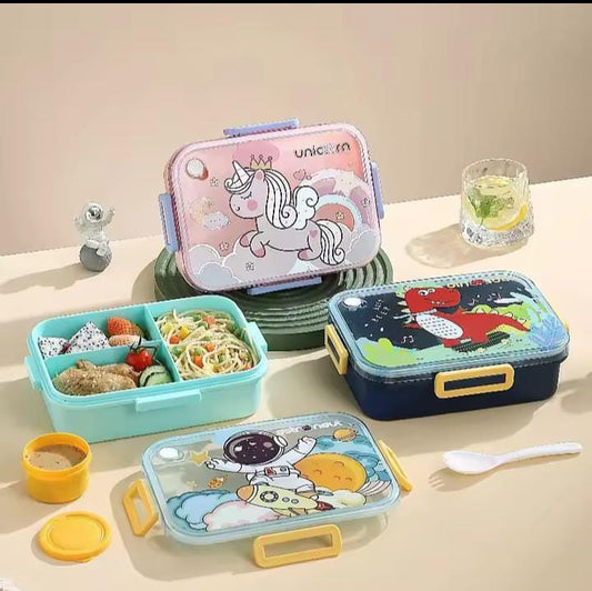 SnackTime Adventure Lunch Box with Spoon and Sauce Bowl