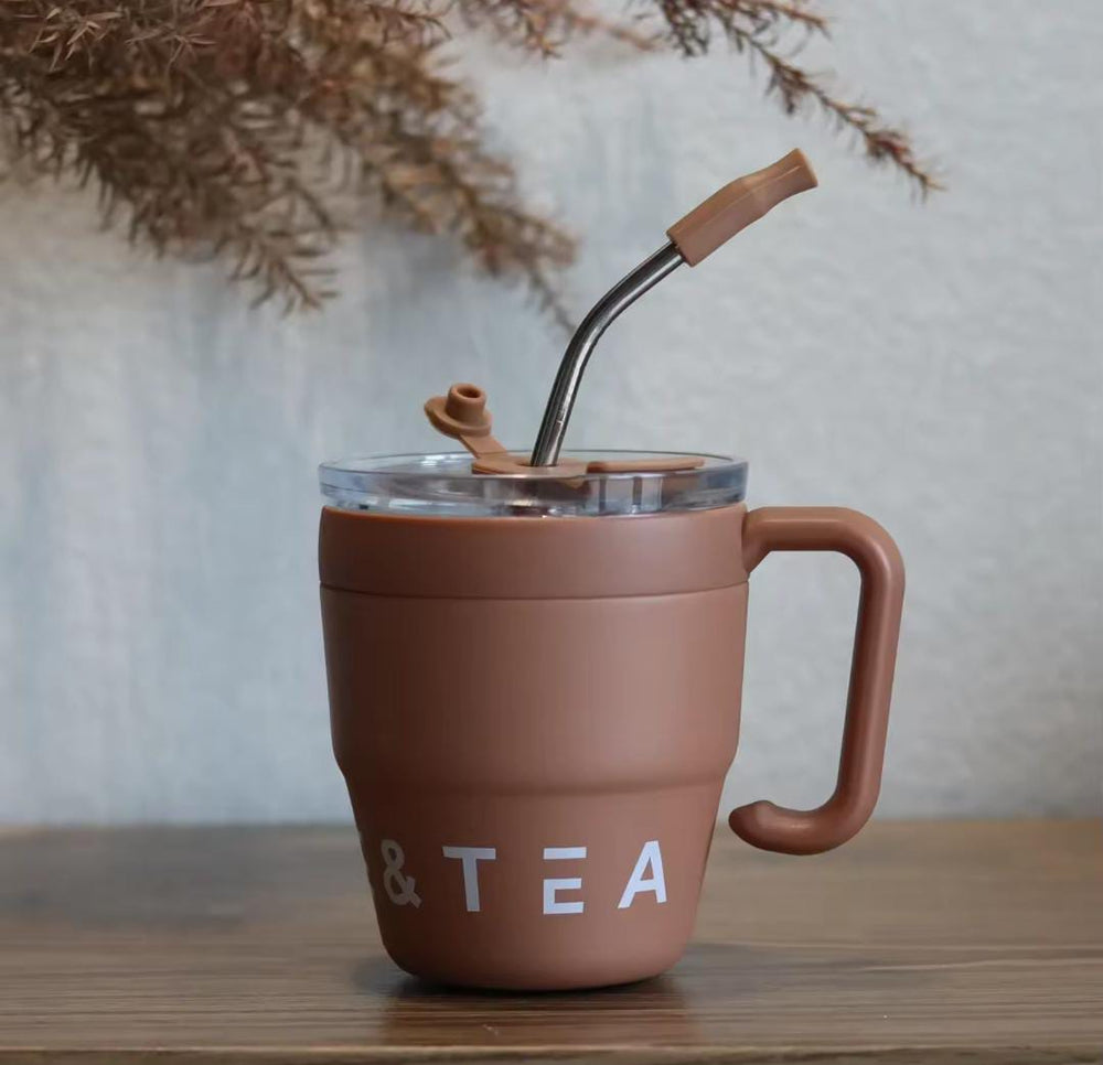 480 ml coffee cup with straw