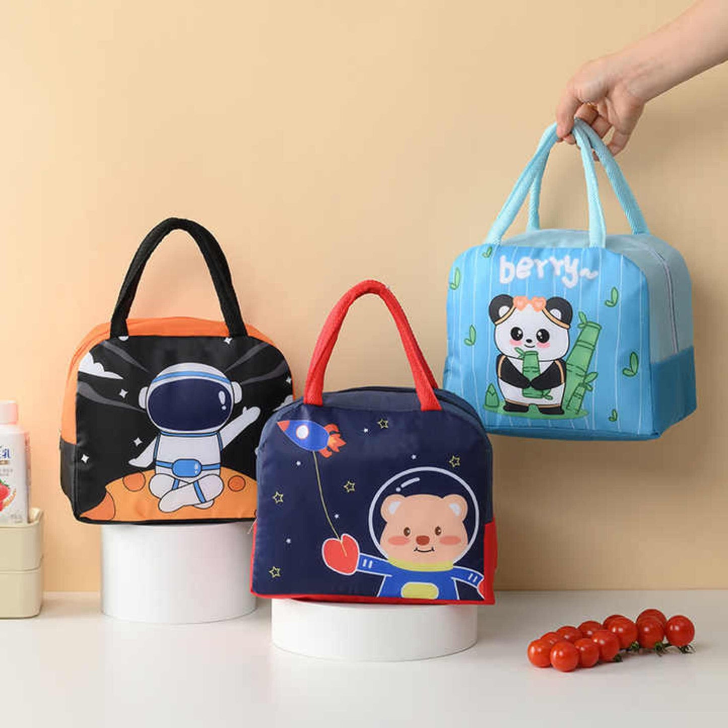 MunchMate Kids Cartoon Insulated Bag – Perfect for School & Picnics