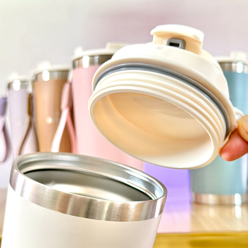 SITARAYURI Anti-Spill Double-Wall Insulated Stainless Steel Mug with Strap (580ml) (ZF-024)